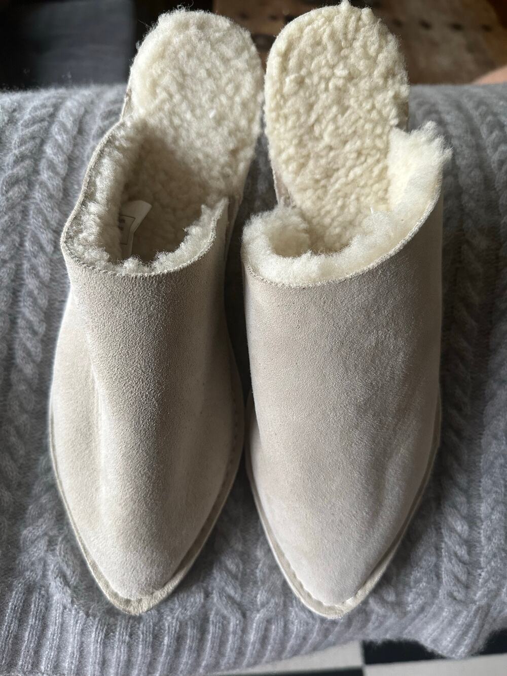 Free People Nova Cozy Fur Lined Mule Slippers Sz 39.5” oatmeal shearling flat